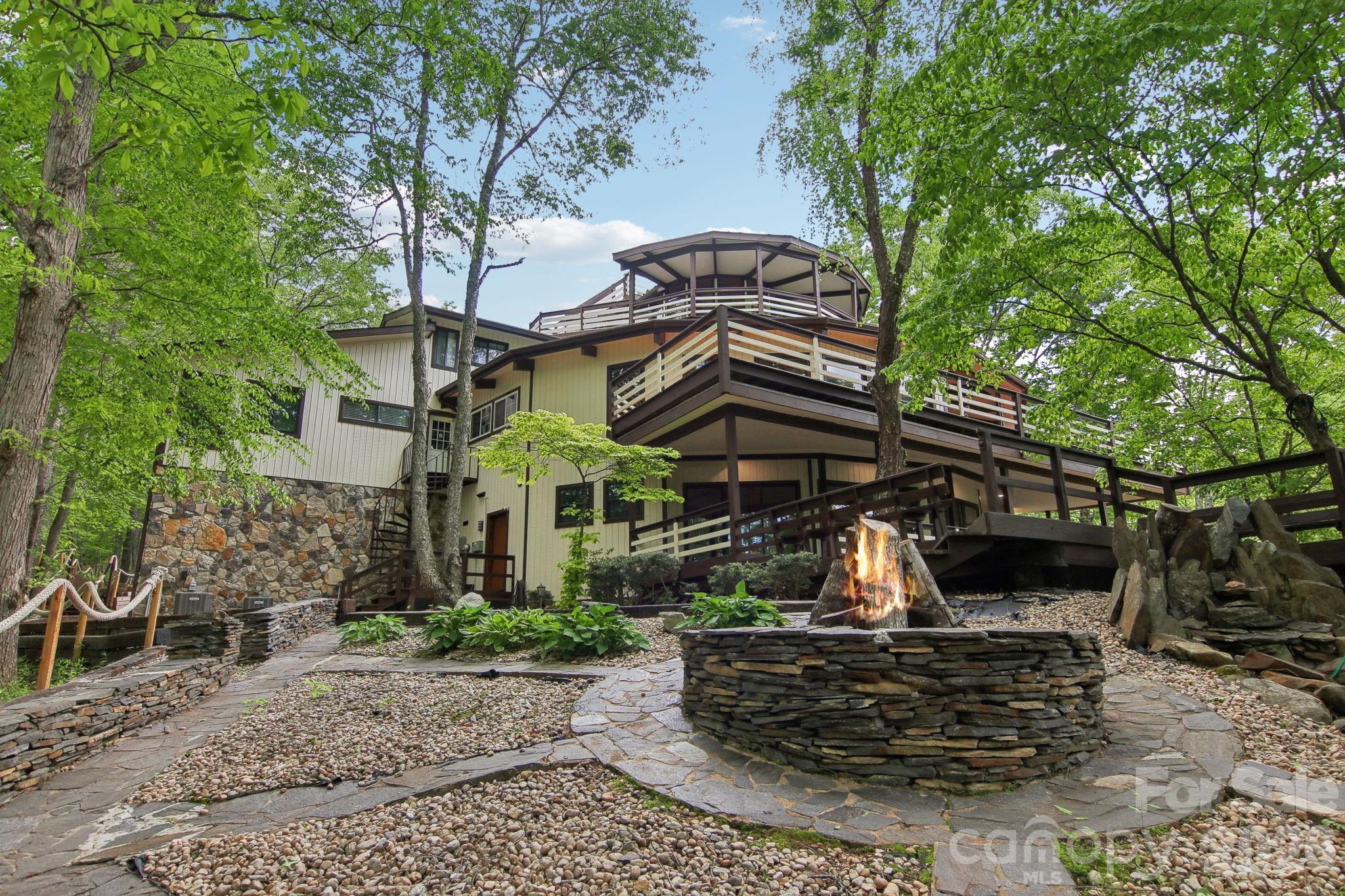 295 Dills Road Bryson City NC 28713