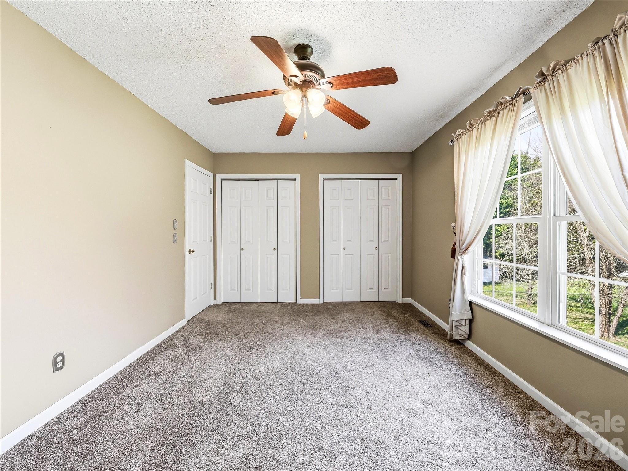 61 Rolling Hills Road Mills River NC 28759