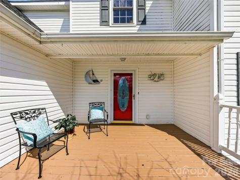 61 Rolling Hills Road Mills River NC 28759