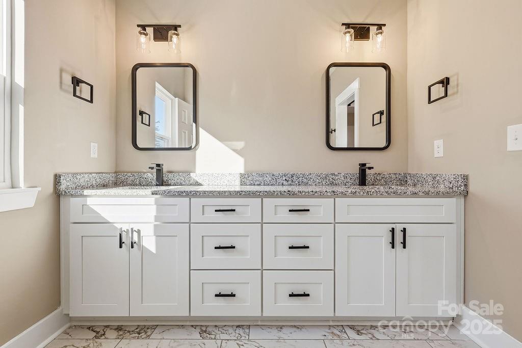 79 Crystal Mountain Drive Hendersonville NC 28739