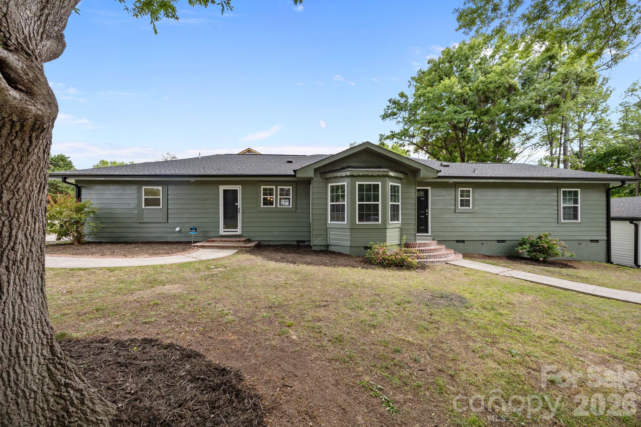 6109 Cora Street Charlotte NC 28216