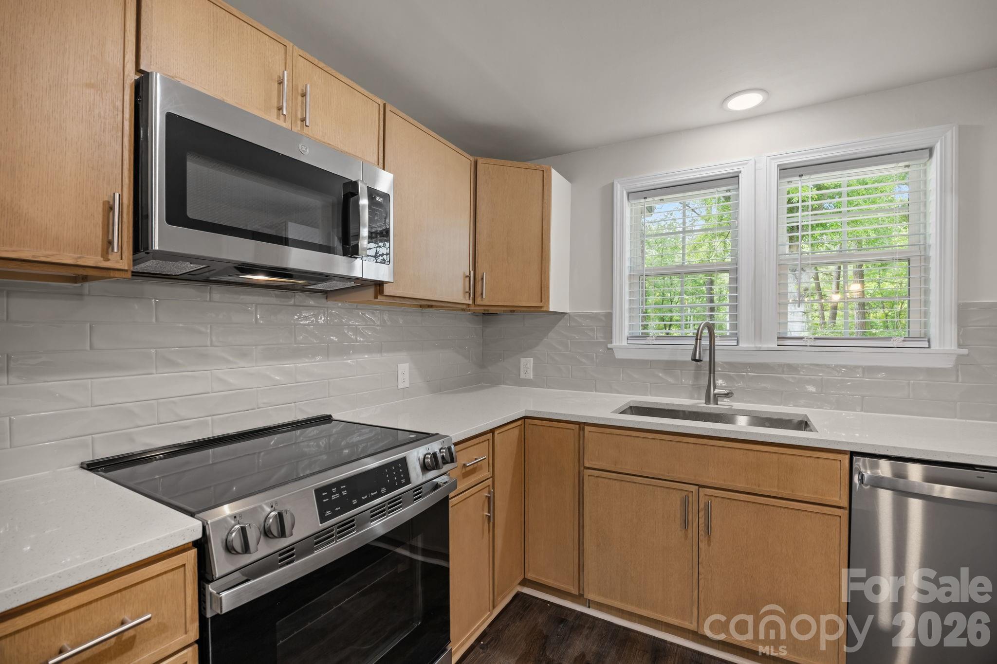 6109 Cora Street Charlotte NC 28216