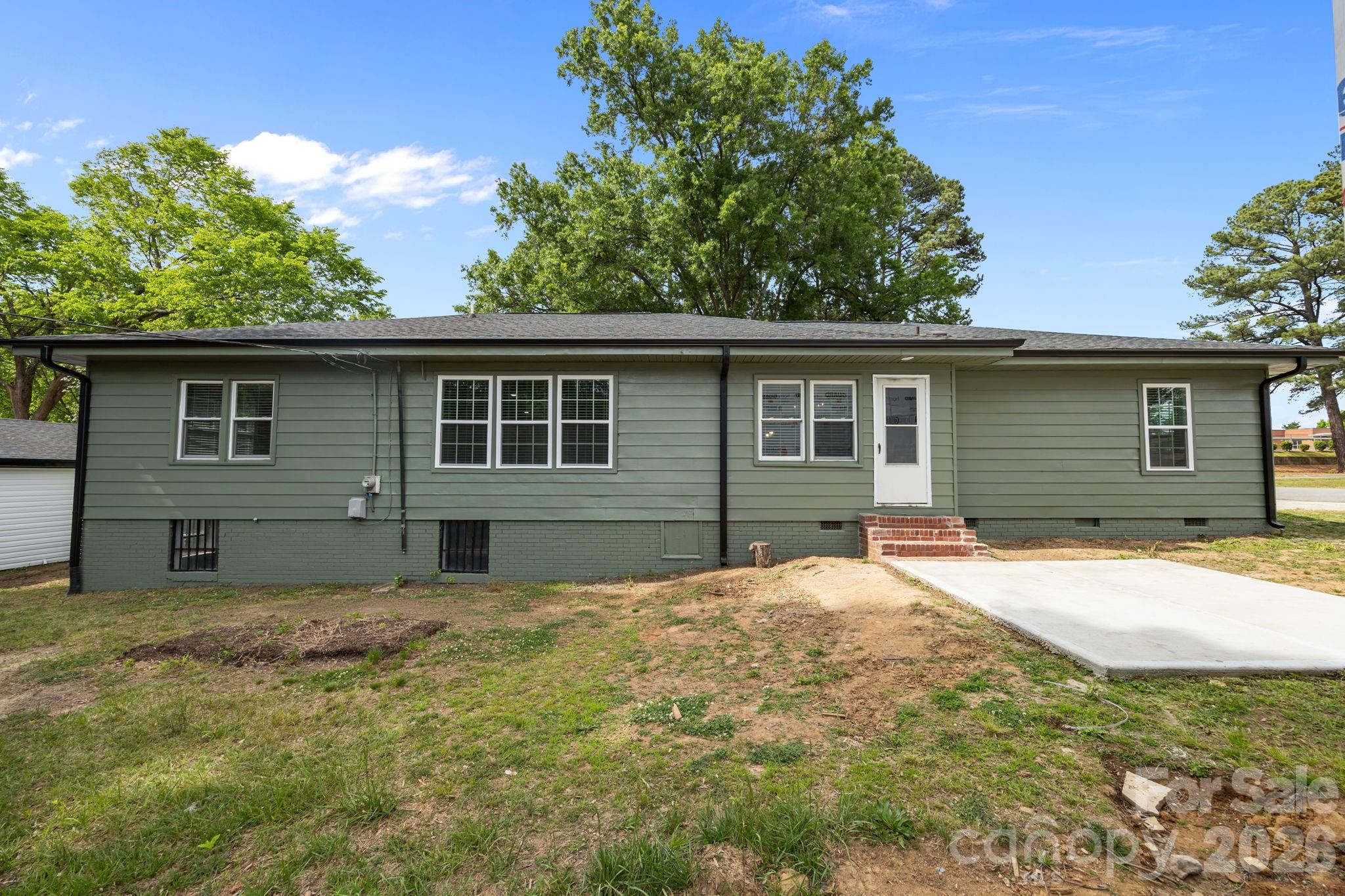6109 Cora Street Charlotte NC 28216