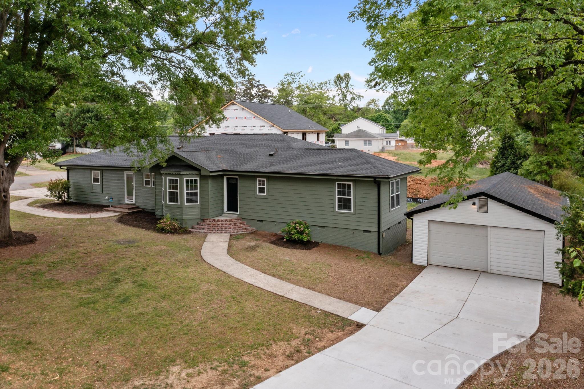 6109 Cora Street Charlotte NC 28216