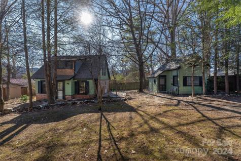 103 & 105 Pine Street Black Mountain NC 28711