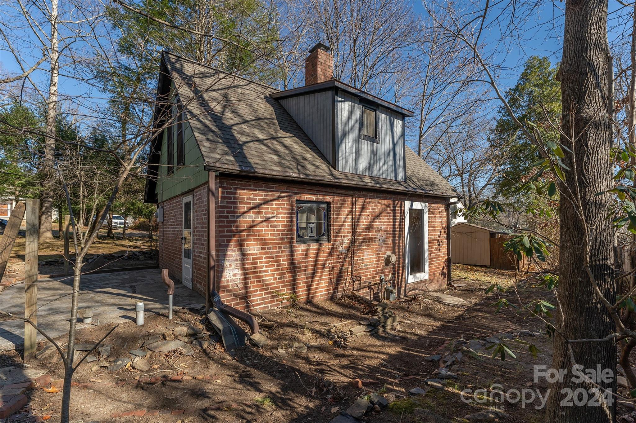 103 & 105 Pine Street Black Mountain NC 28711