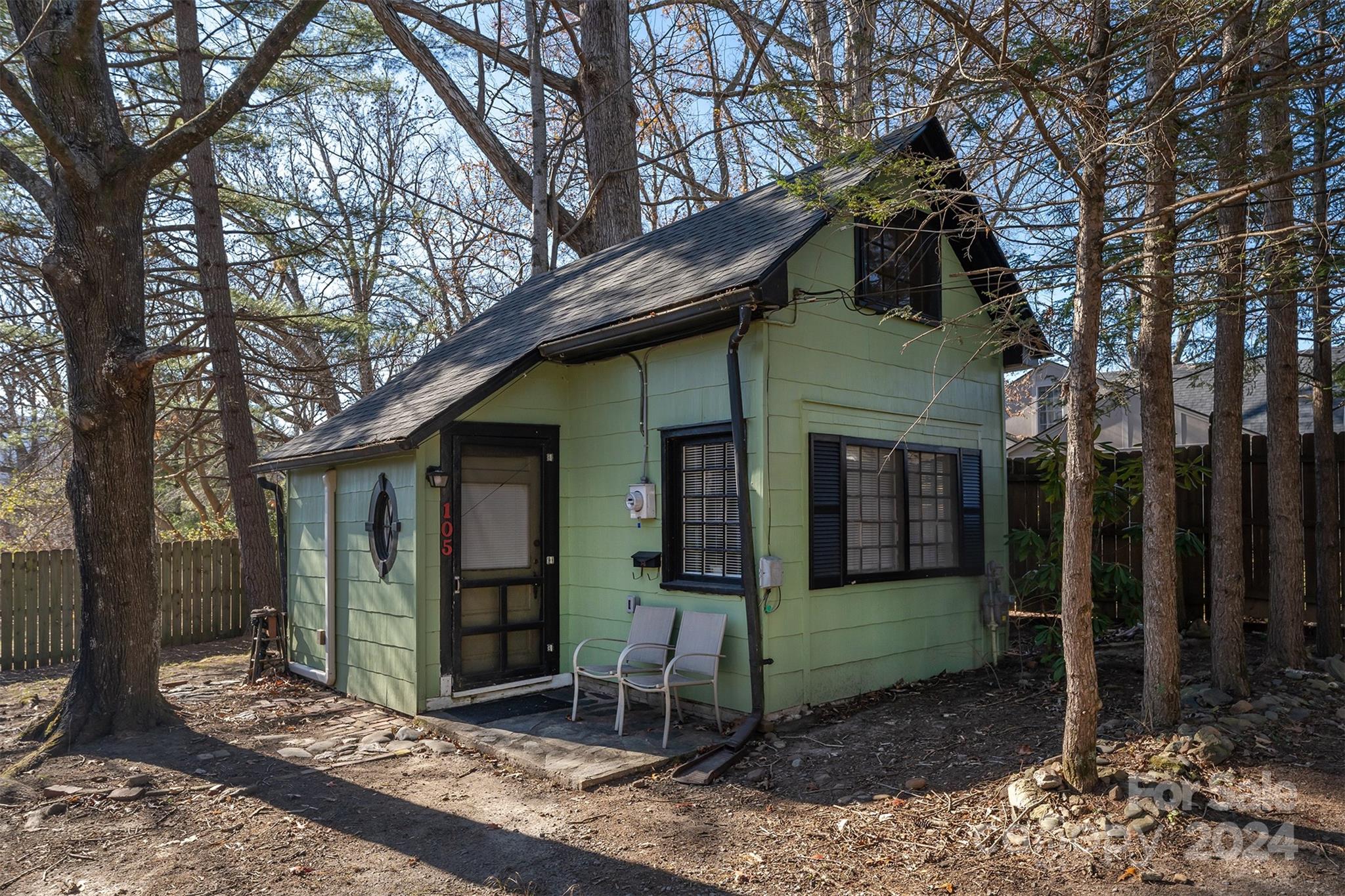 103 & 105 Pine Street Black Mountain NC 28711