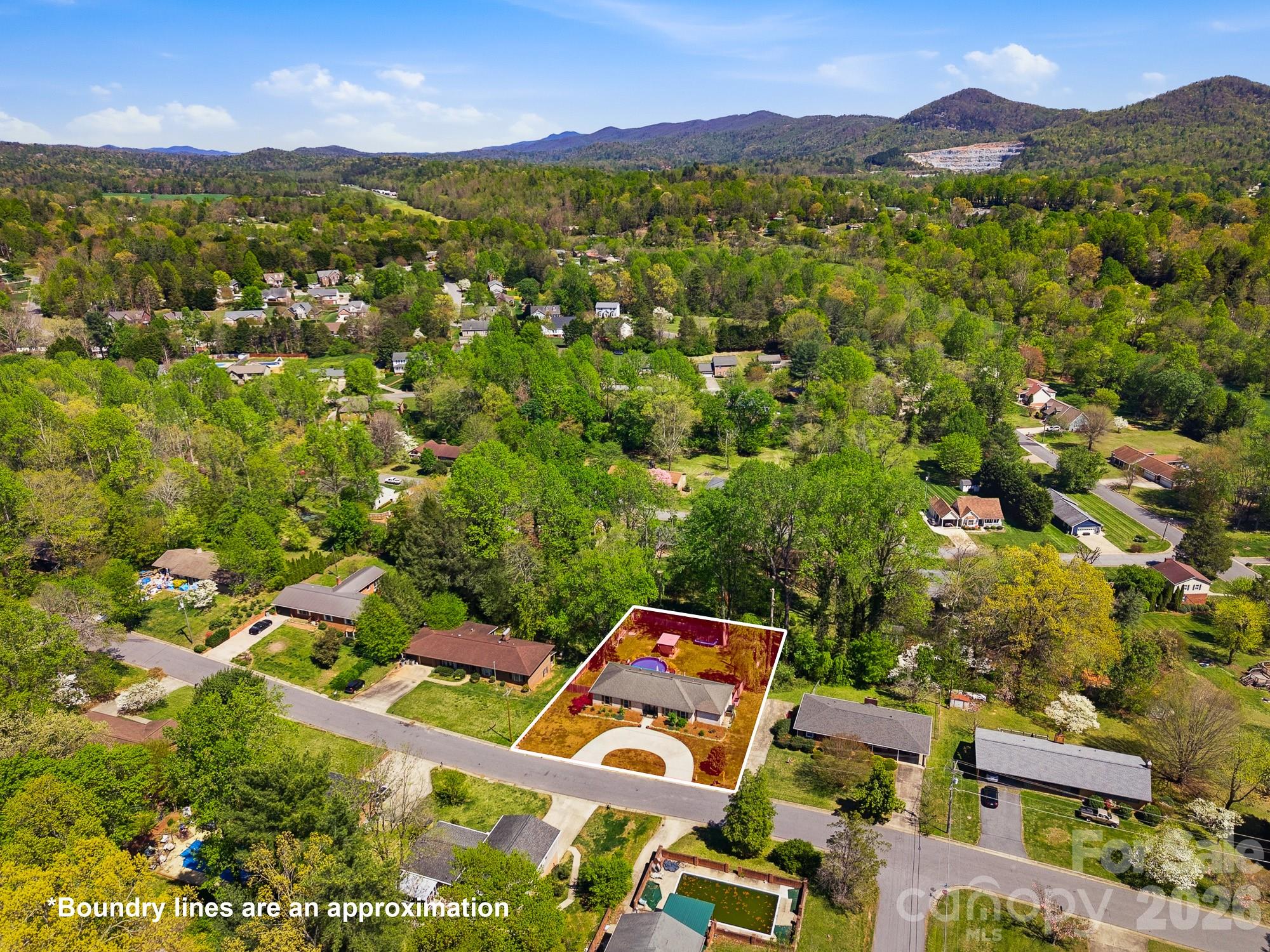906 Hemlock Drive NE Lenoir NC 28645