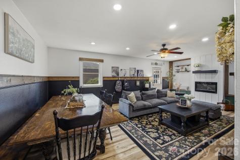 906 Hemlock Drive NE Lenoir NC 28645