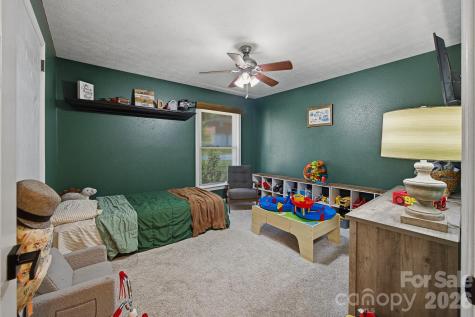906 Hemlock Drive NE Lenoir NC 28645