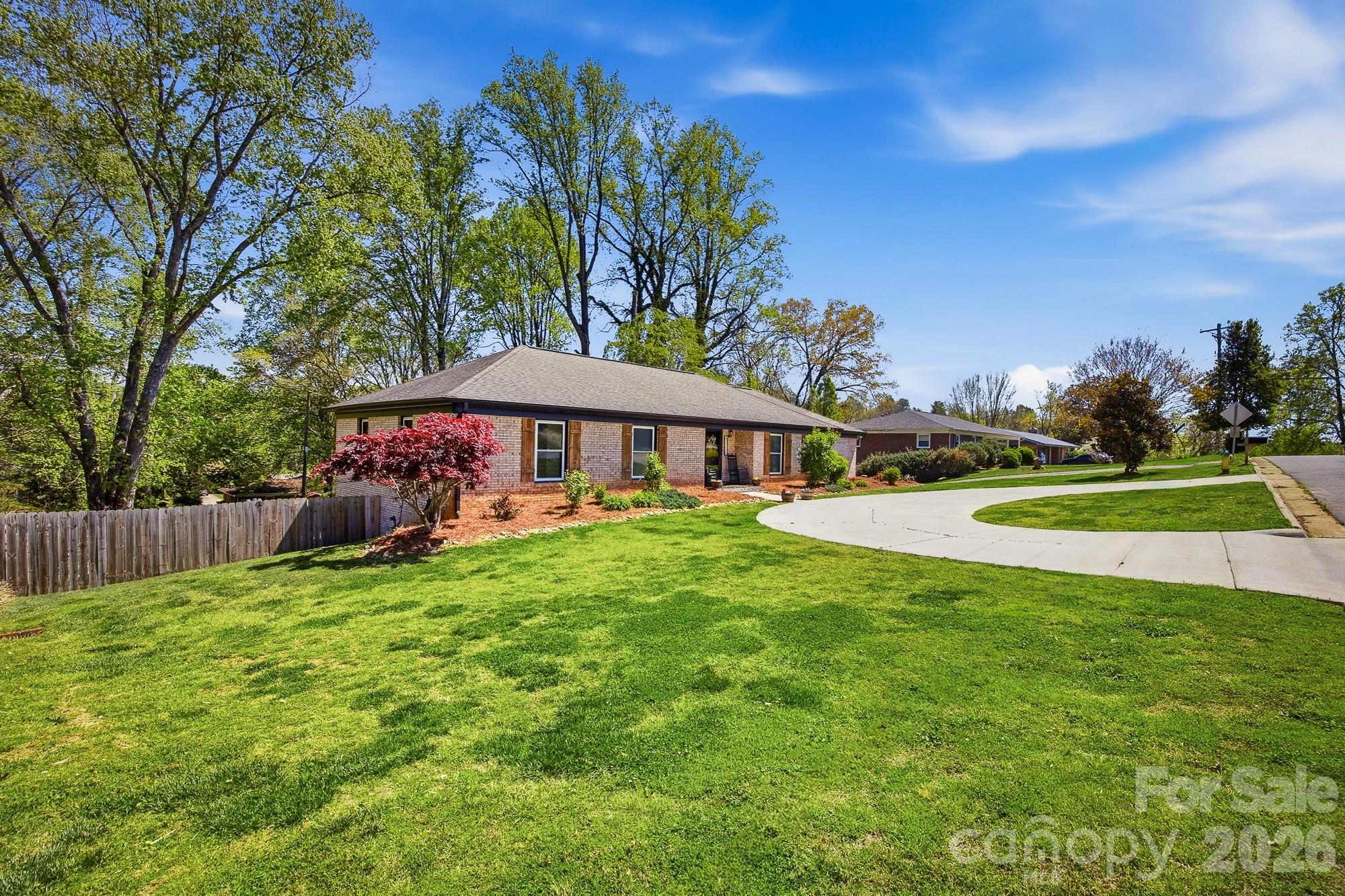 906 Hemlock Drive NE Lenoir NC 28645