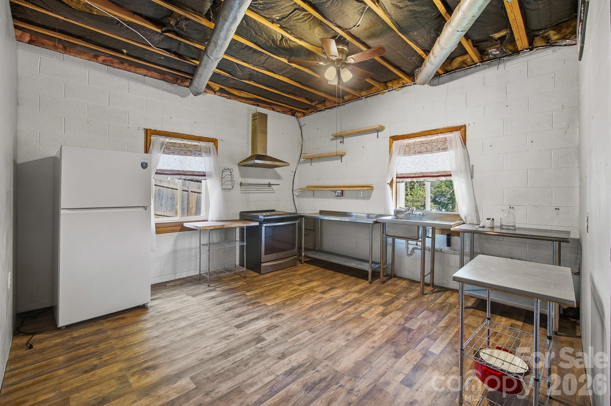 906 Hemlock Drive NE Lenoir NC 28645