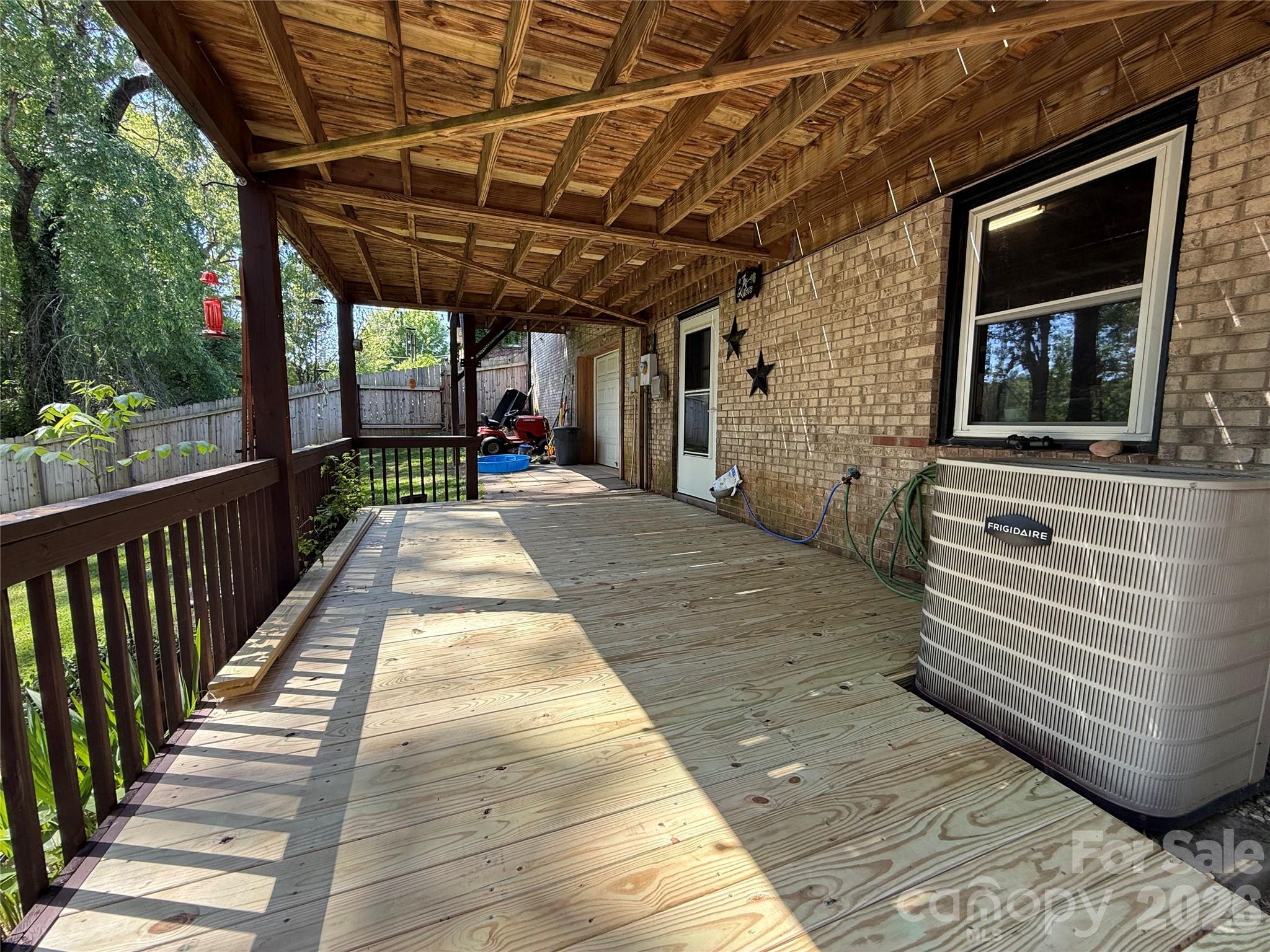 906 Hemlock Drive NE Lenoir NC 28645