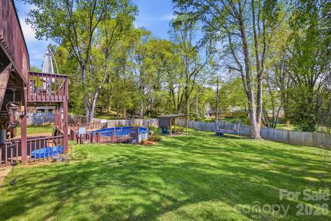 906 Hemlock Drive NE Lenoir NC 28645