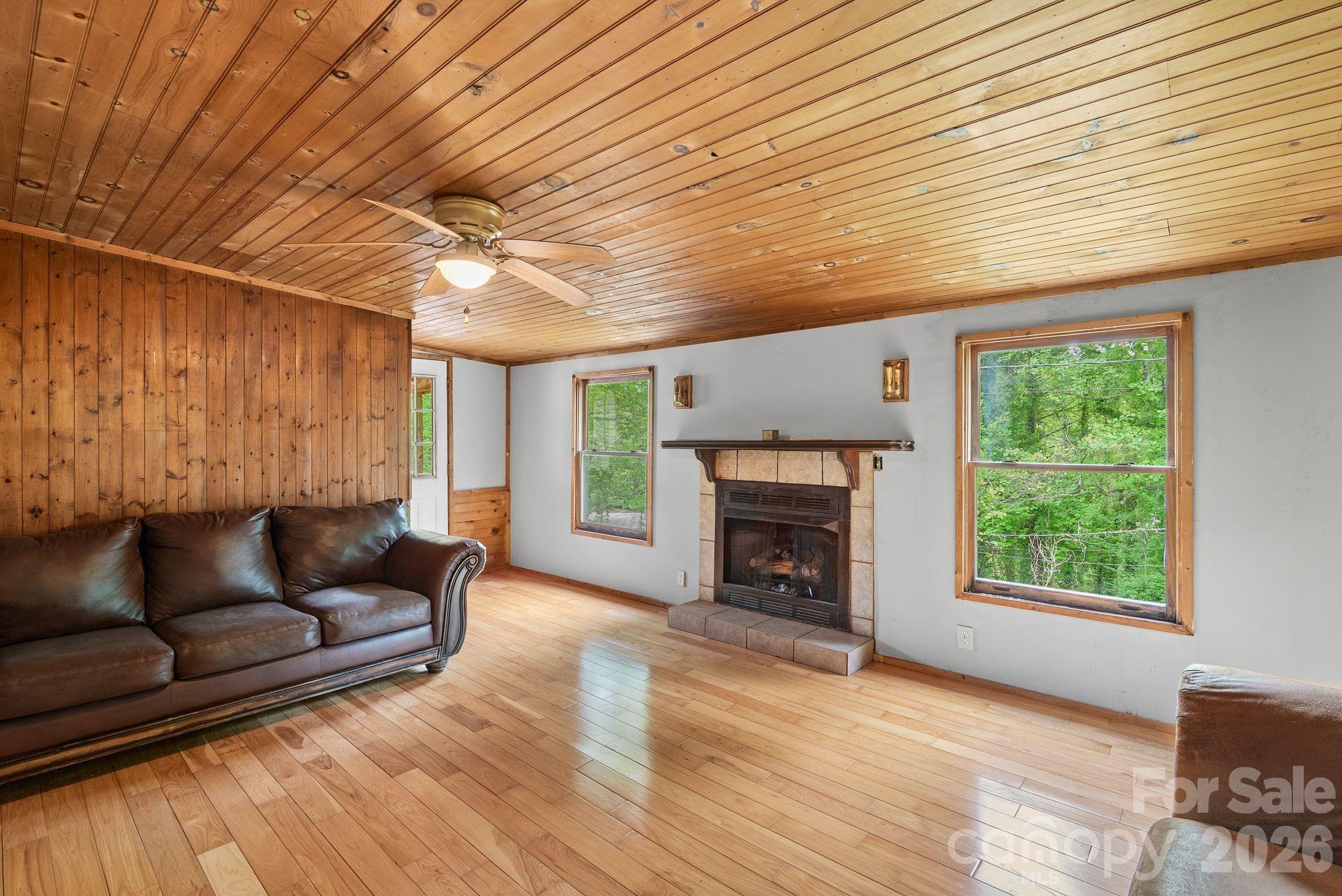 112 Hidden Forest Estate Candler NC 28715