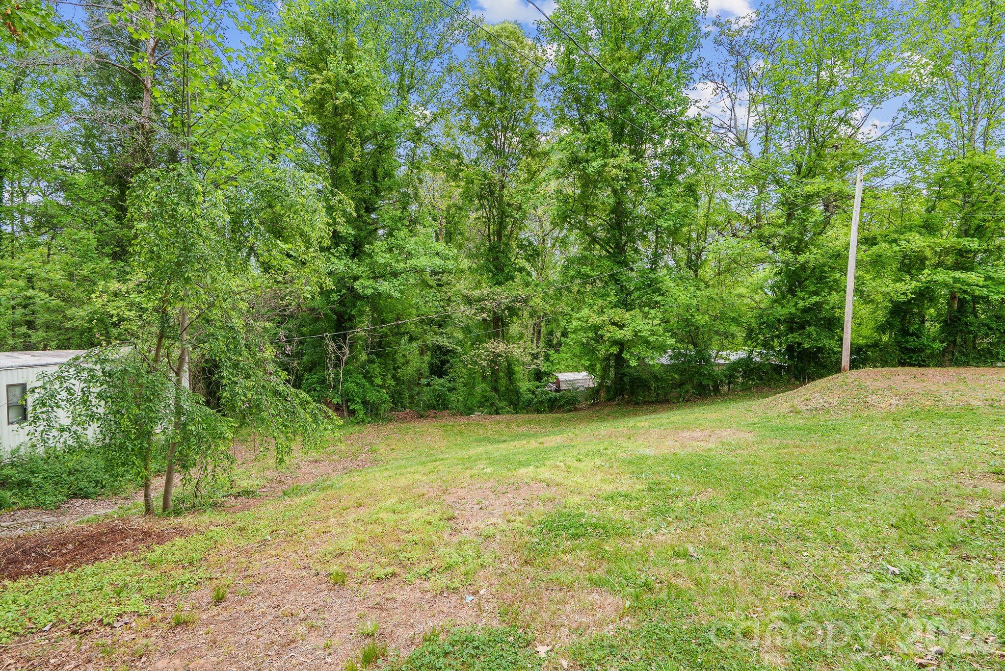 112 Hidden Forest Estate Candler NC 28715