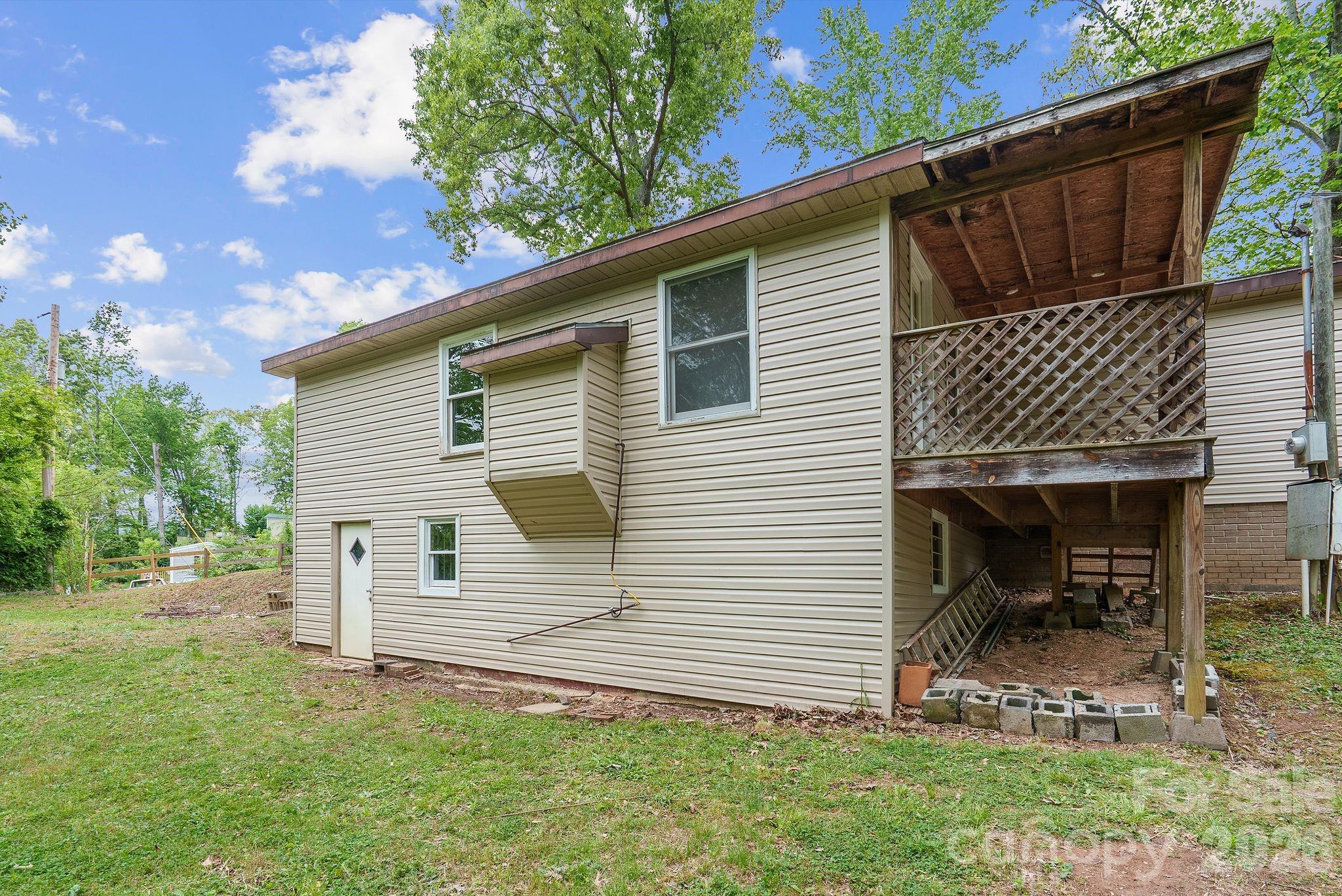 112 Hidden Forest Estate Candler NC 28715