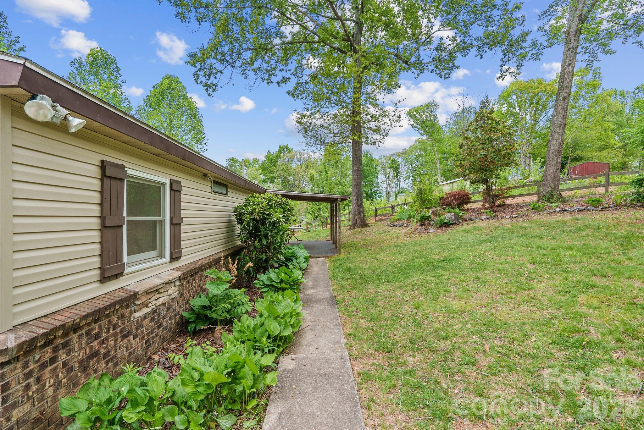 112 Hidden Forest Estate Candler NC 28715