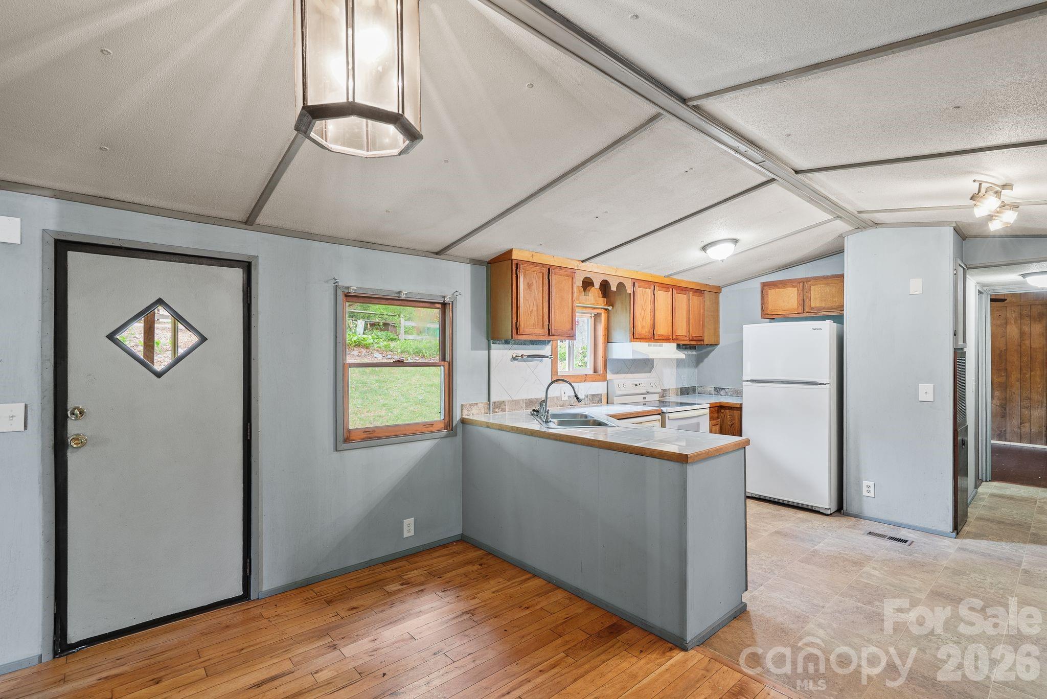 112 Hidden Forest Estate Candler NC 28715