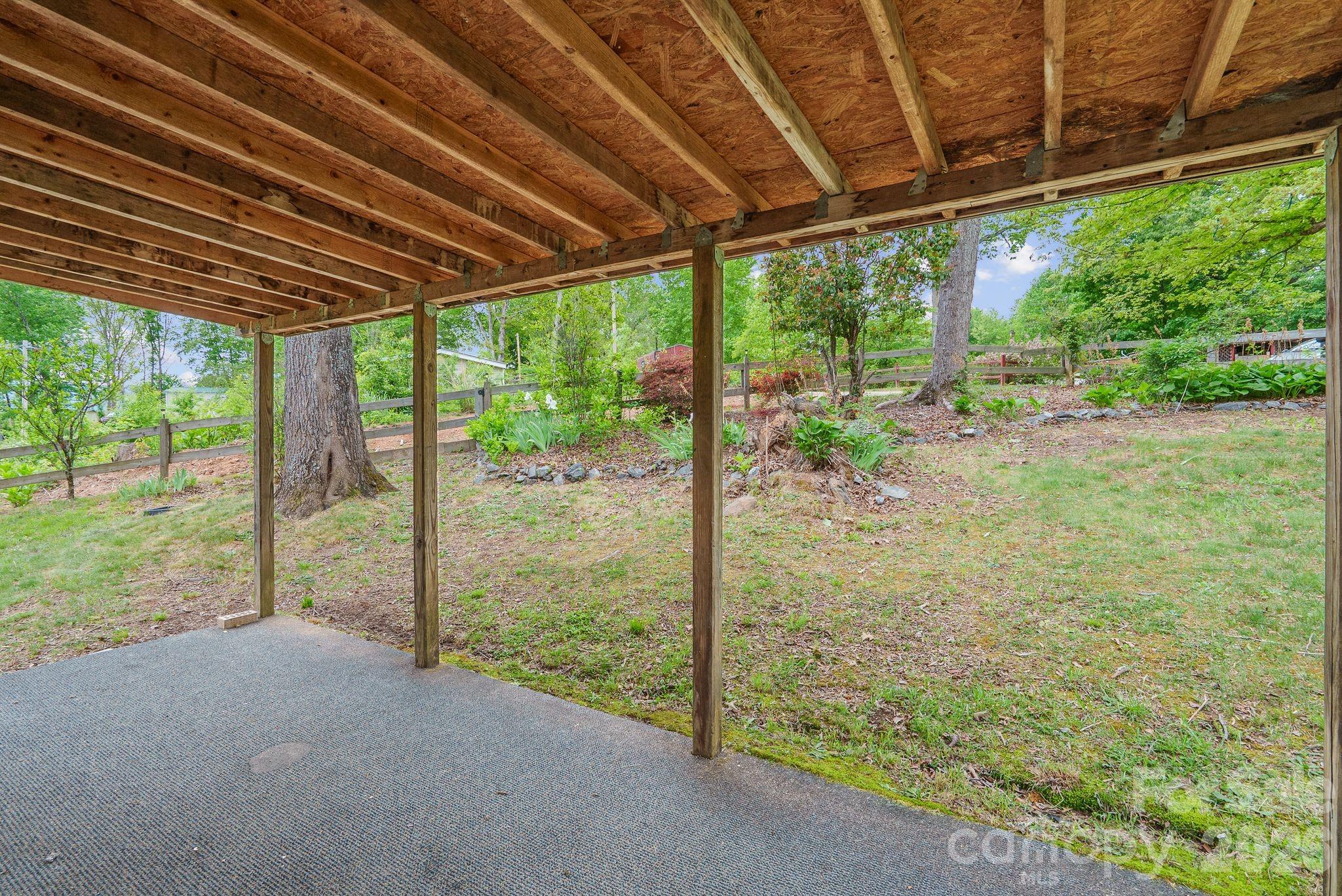 112 Hidden Forest Estate Candler NC 28715