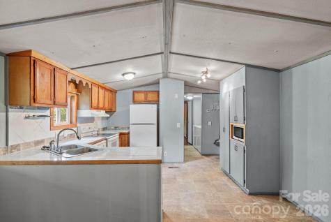 112 Hidden Forest Estate Candler NC 28715
