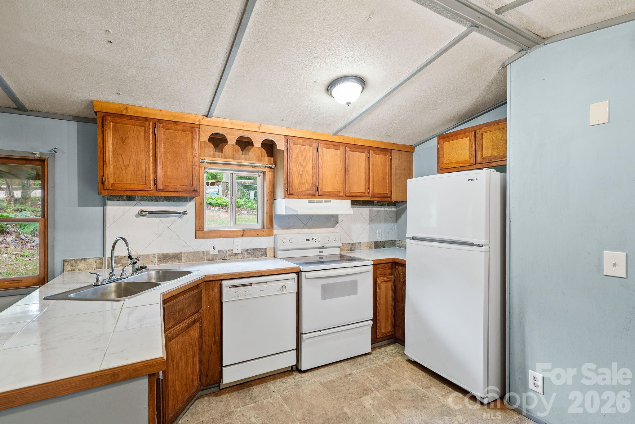 112 Hidden Forest Estate Candler NC 28715
