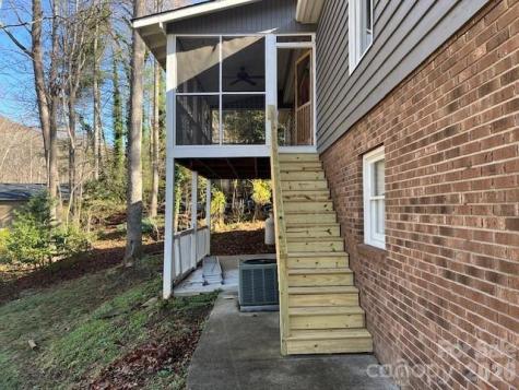 1503 Indian Hills Drive Lenoir NC 28645