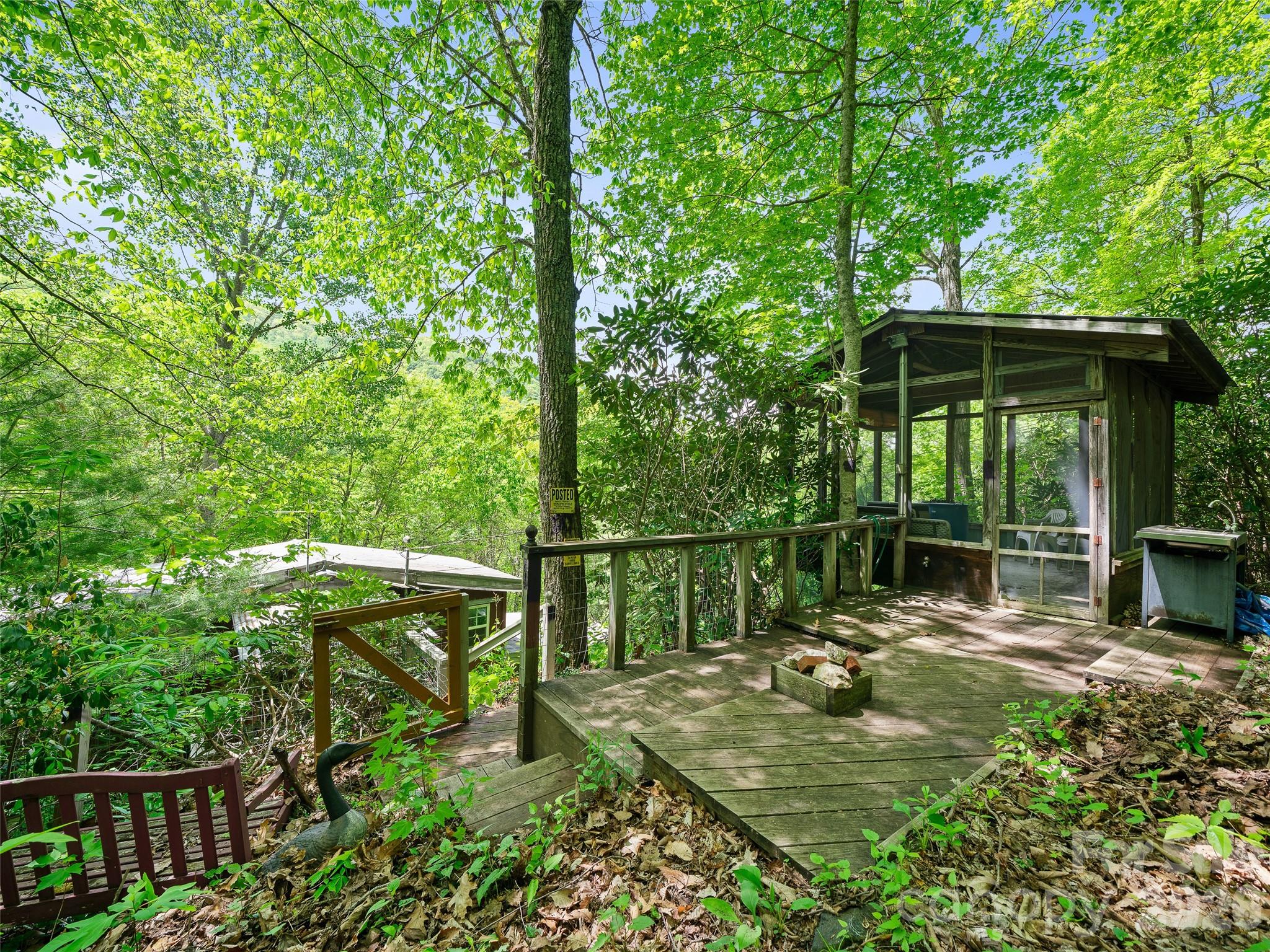1331 Georges Fork Road Burnsville NC 28714
