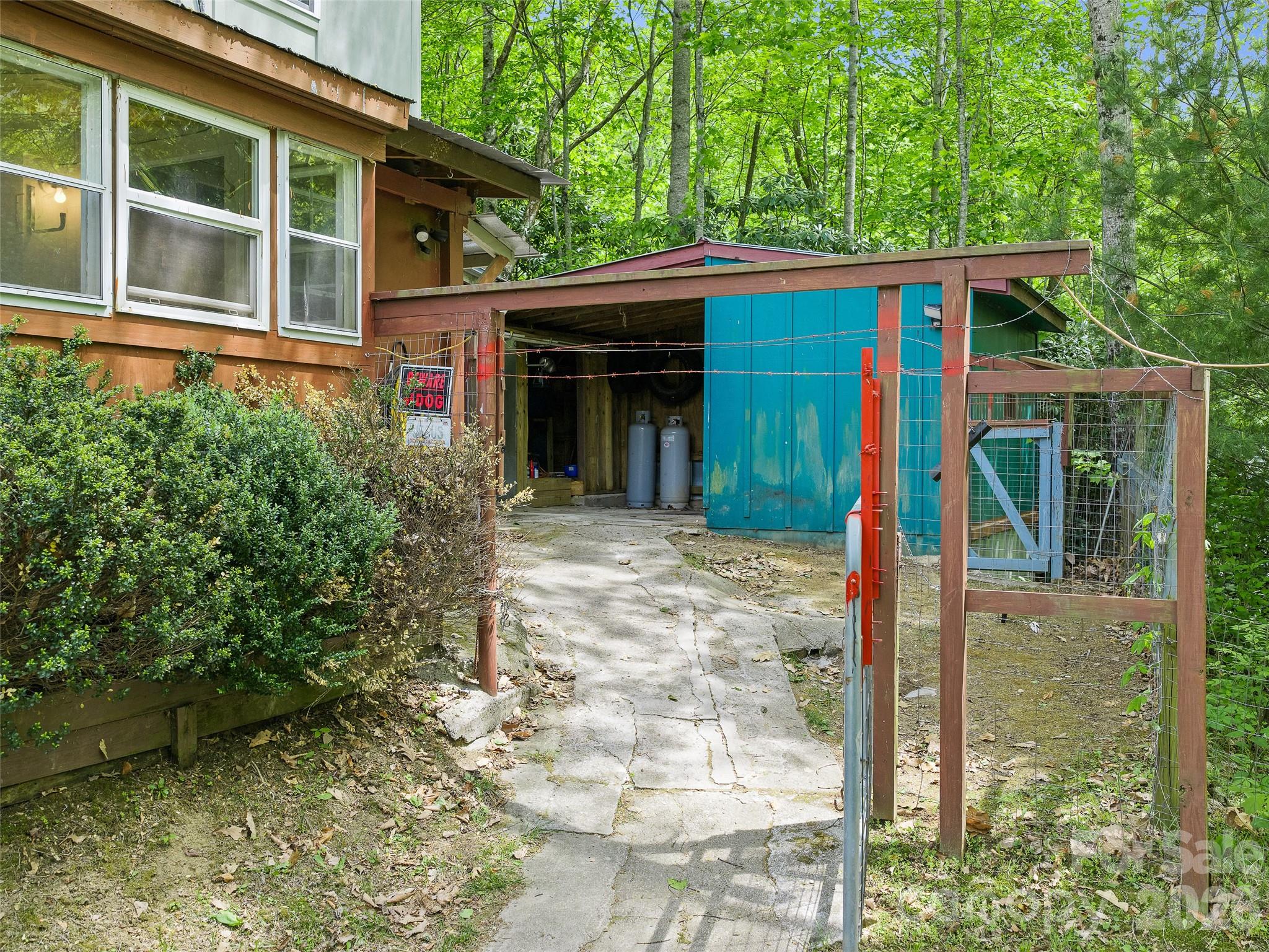 1331 Georges Fork Road Burnsville NC 28714