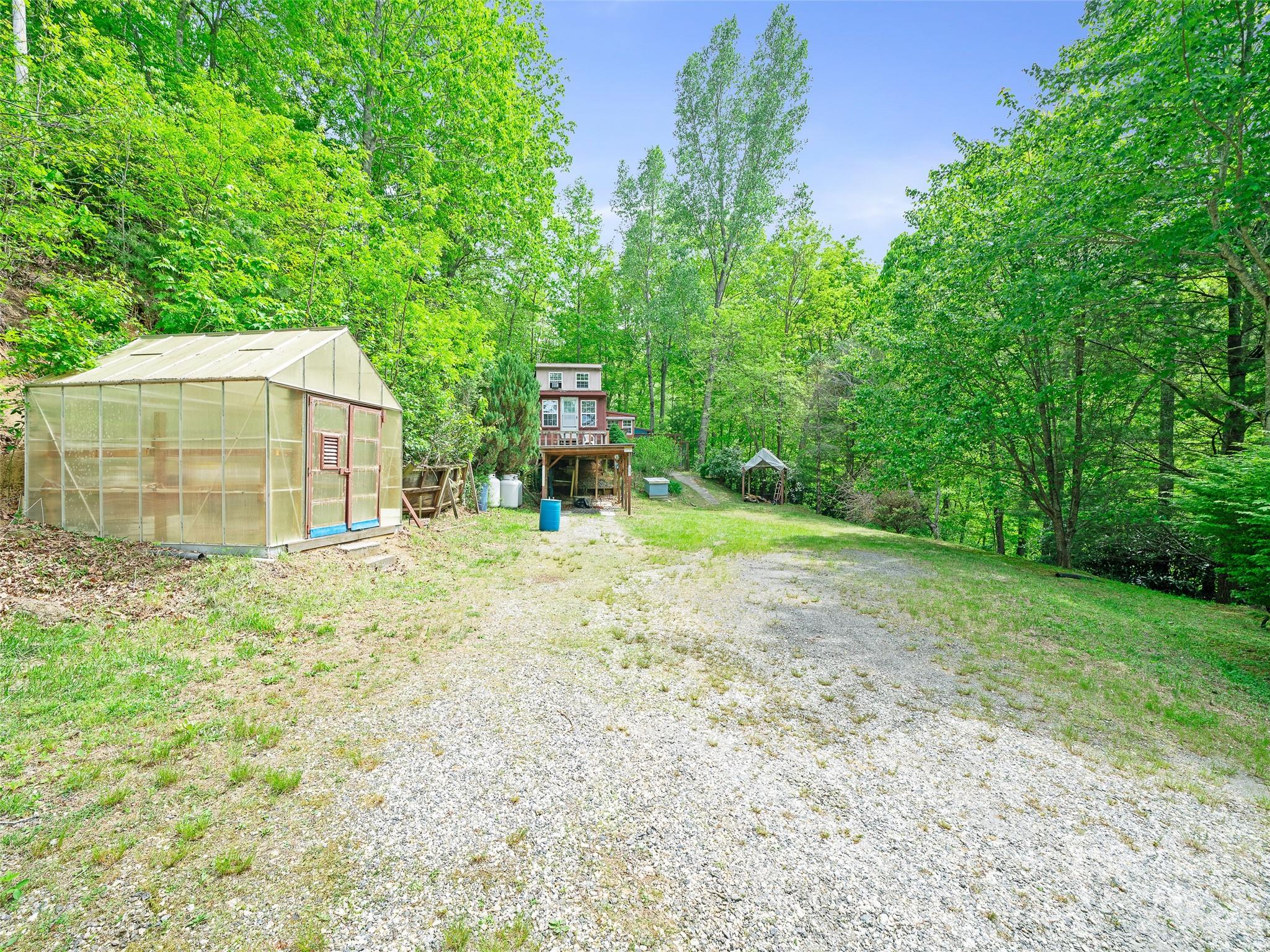 1331 Georges Fork Road Burnsville NC 28714