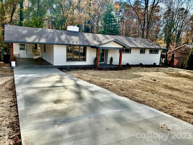 1124 26th Avenue NE Hickory NC 28601