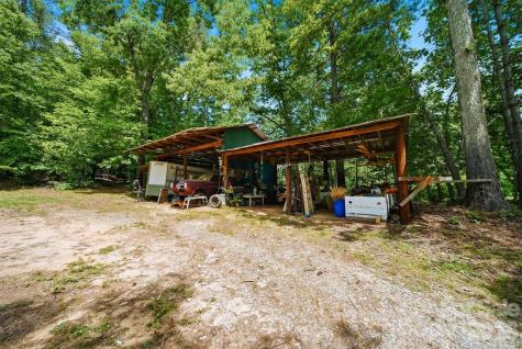 3497 Blue Creek Road Lenoir NC 28645