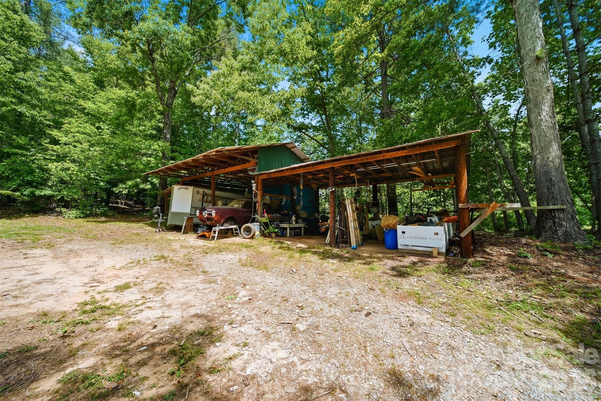 3497 Blue Creek Road Lenoir NC 28645