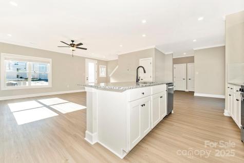 3453 Robindale Drive Winston Salem NC 27107
