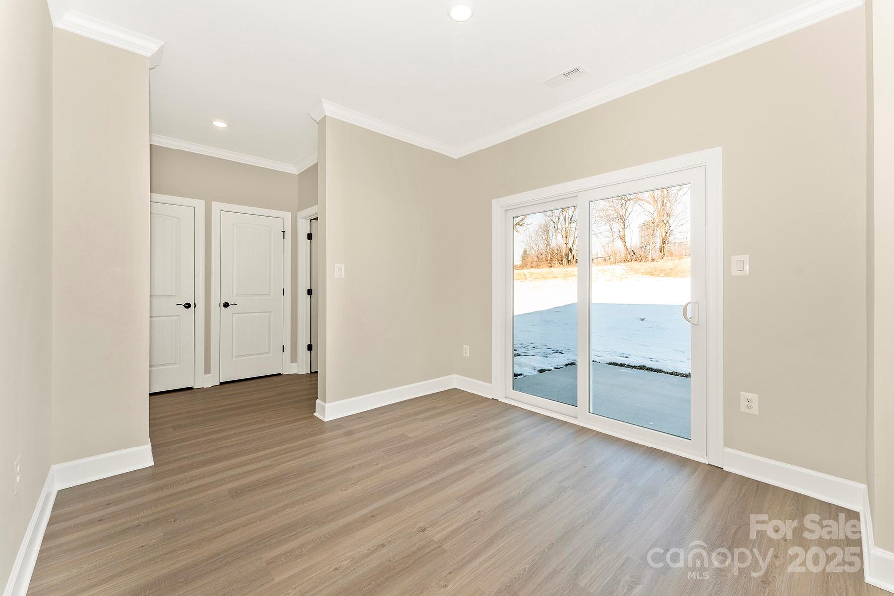 3453 Robindale Drive Winston Salem NC 27107