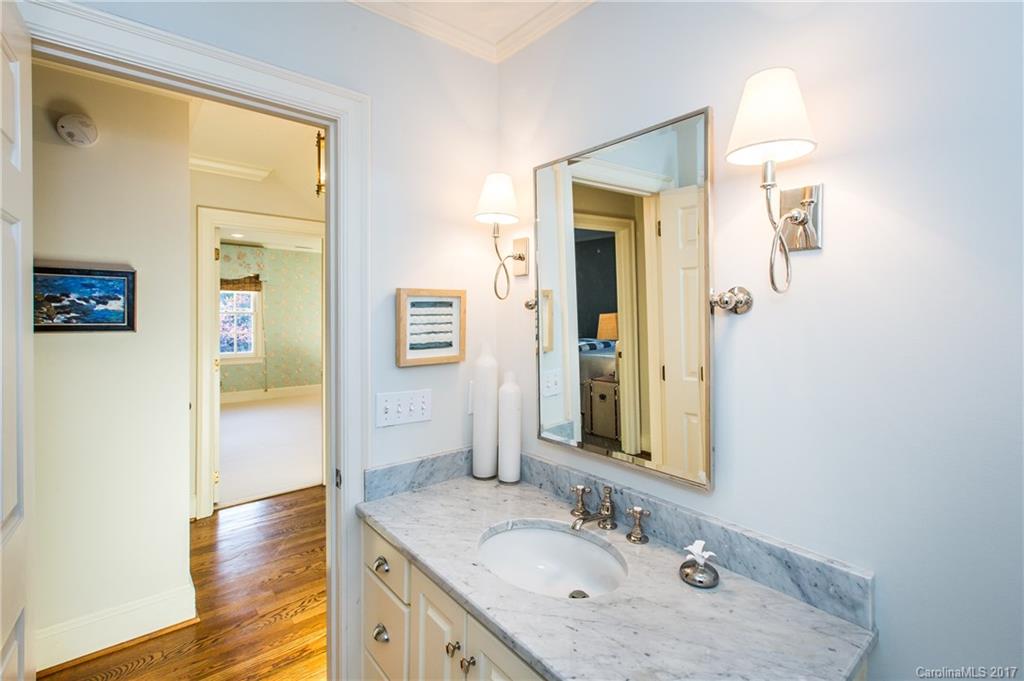 1613 Biltmore Drive Charlotte NC 28207