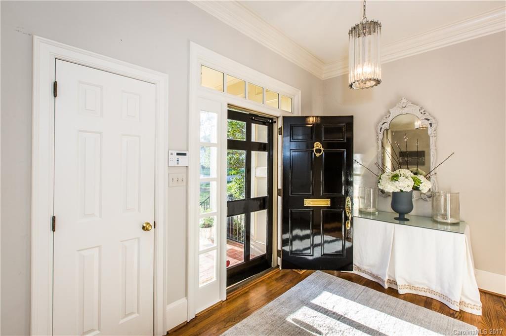 1613 Biltmore Drive Charlotte NC 28207