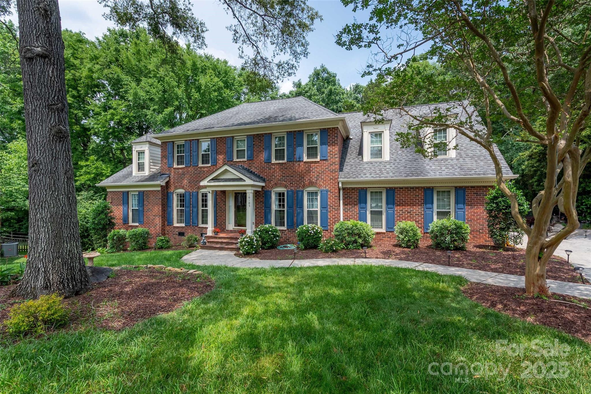 10105 Waterbrook Lane Charlotte NC 28277