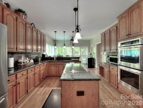 4601 Nobility Court Charlotte NC 28269