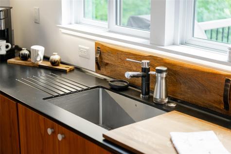 219 Lambeth Walk Fairview NC 28730