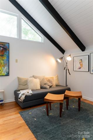 219 Lambeth Walk Fairview NC 28730