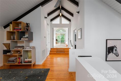 219 Lambeth Walk Fairview NC 28730