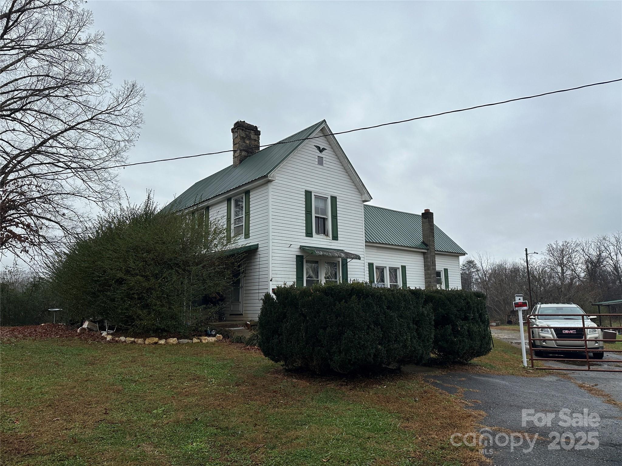 1632 Vein Mountain Road Nebo NC 28761