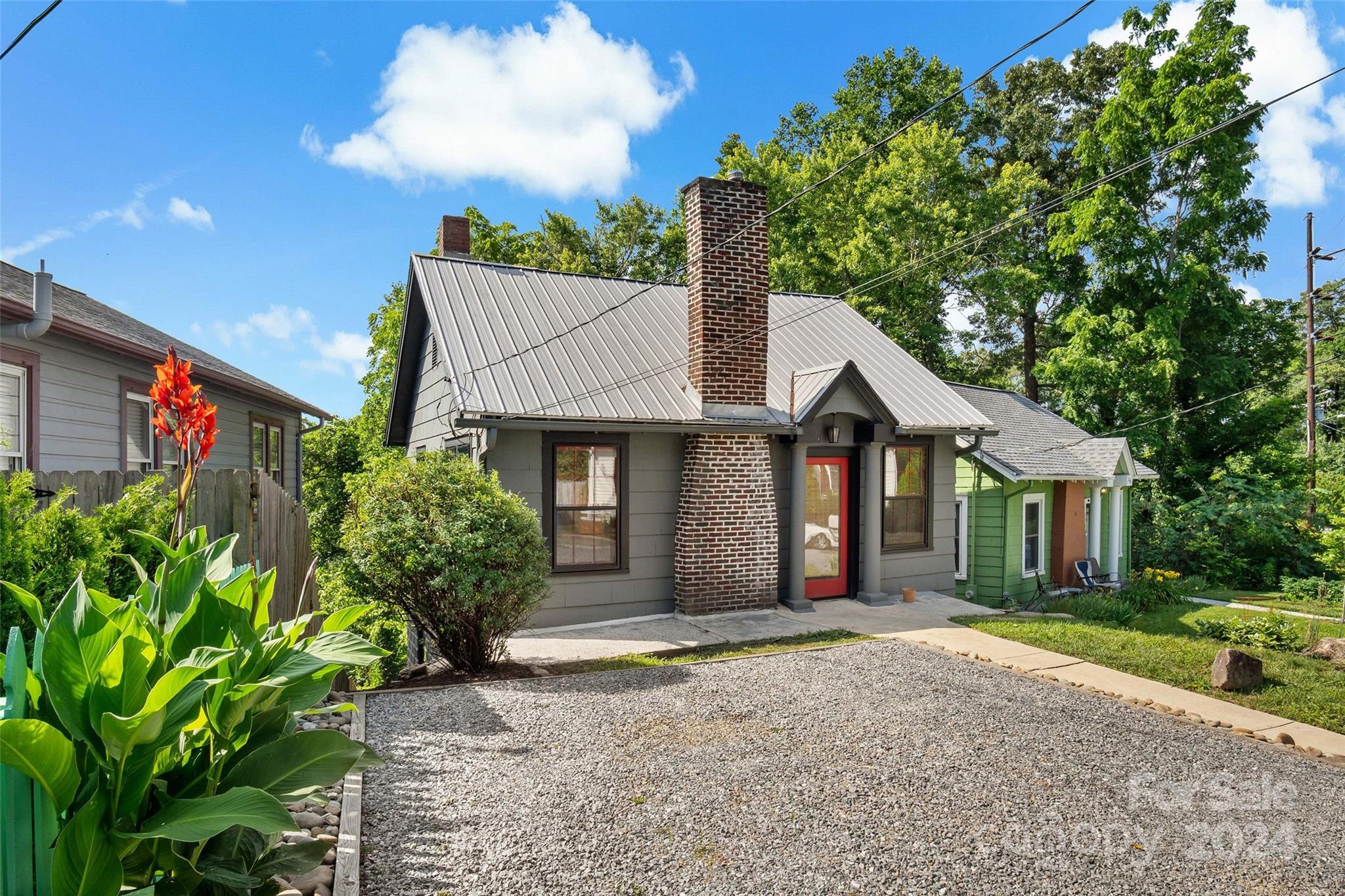 196 Courtland Place Asheville NC MLS# Car4151222 GreyBeard Realty 196 Courtland Place Asheville NC MLS# Car4151222 GreyBeard Realty