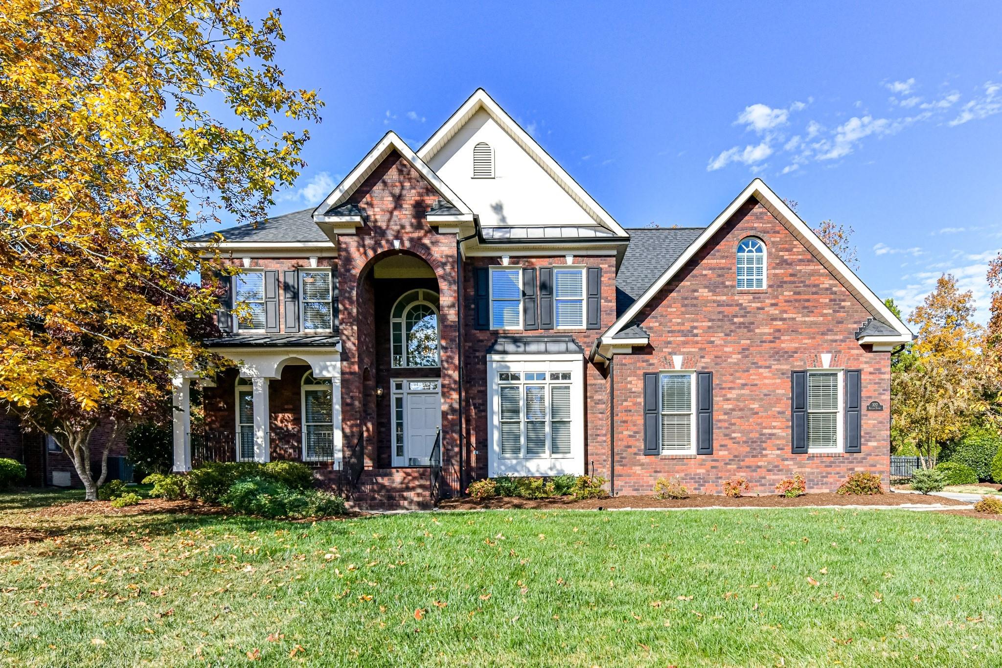 327 Killian Court Matthews NC 28104