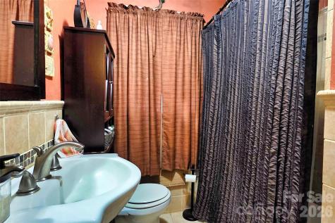 516 S Mulberry Street Statesville NC 28677