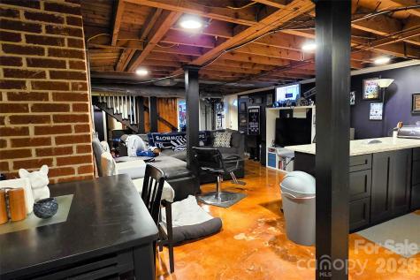 516 S Mulberry Street Statesville NC 28677