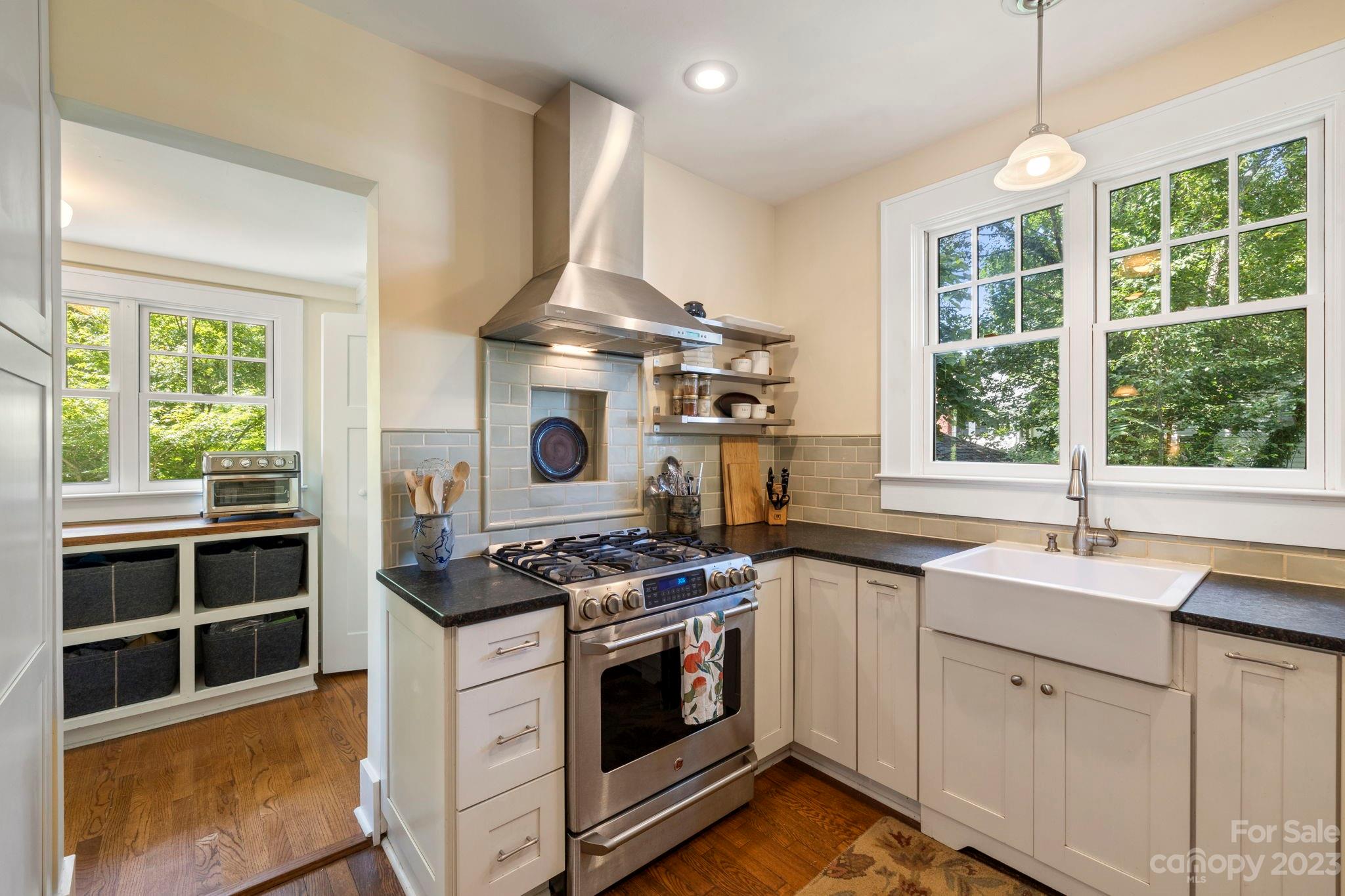 15 Melrose Avenue Asheville NC 28804