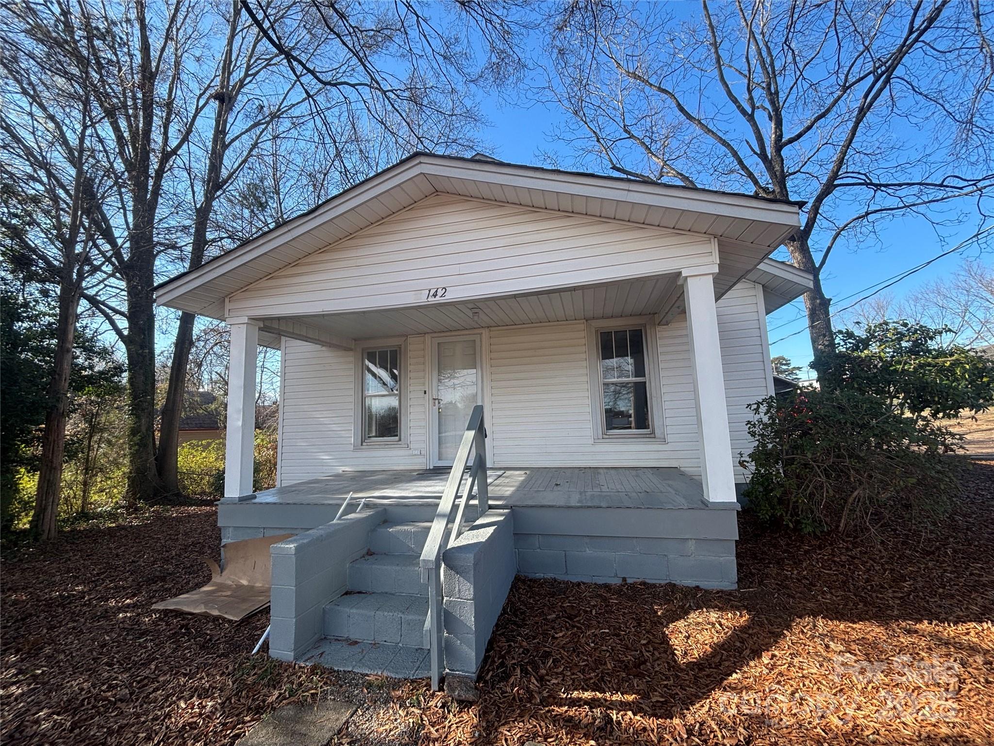 142 26th Street SW Hickory NC 28602