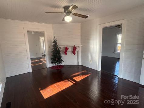 142 26th Street SW Hickory NC 28602